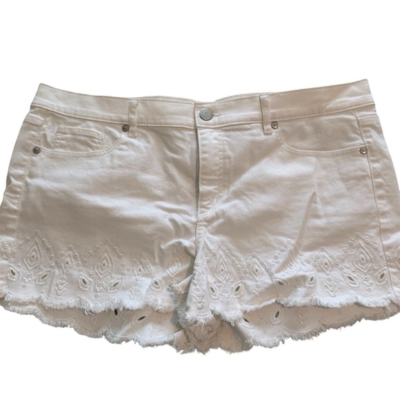 LOFT White Jean Shorts with Scalloped Hem - Picture 1 of 9